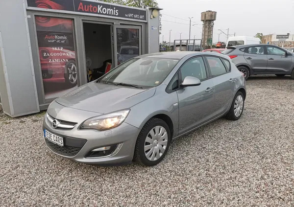 krajenka Opel Astra cena 33897 przebieg: 116000, rok produkcji 2013 z Krajenka